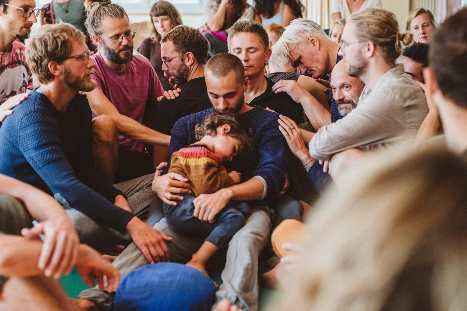 A Heart iQ circle holding one person at its centre