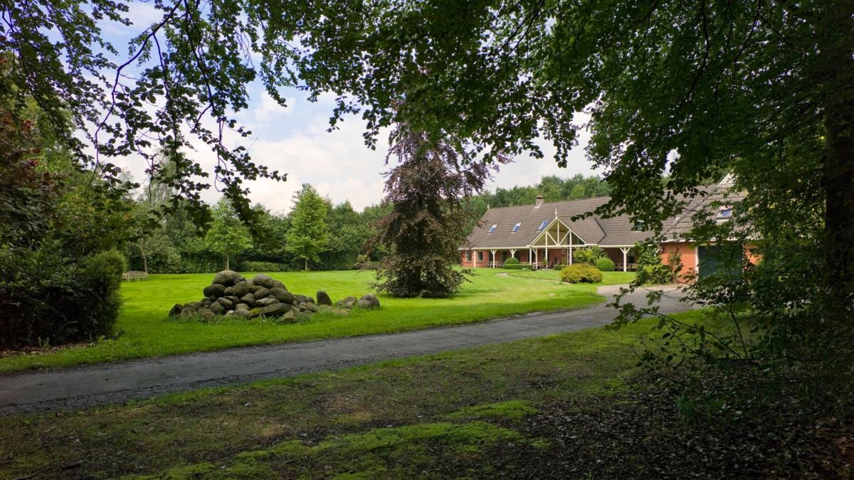 New Eden grounds and natural surroundings